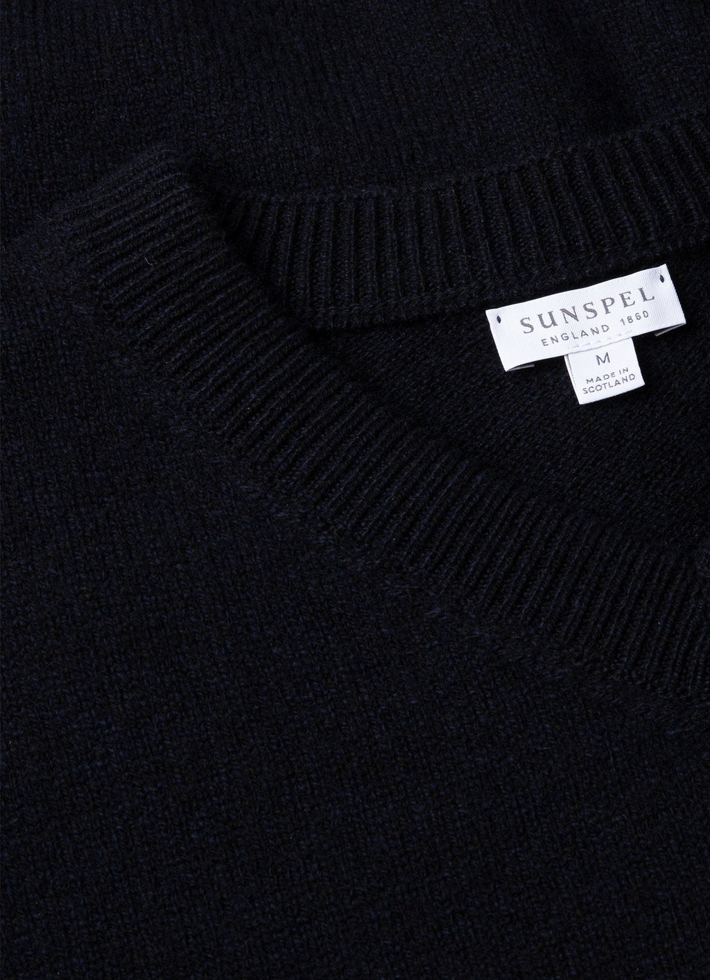 Men's Lambswool Vest in Dark Navy Mouline