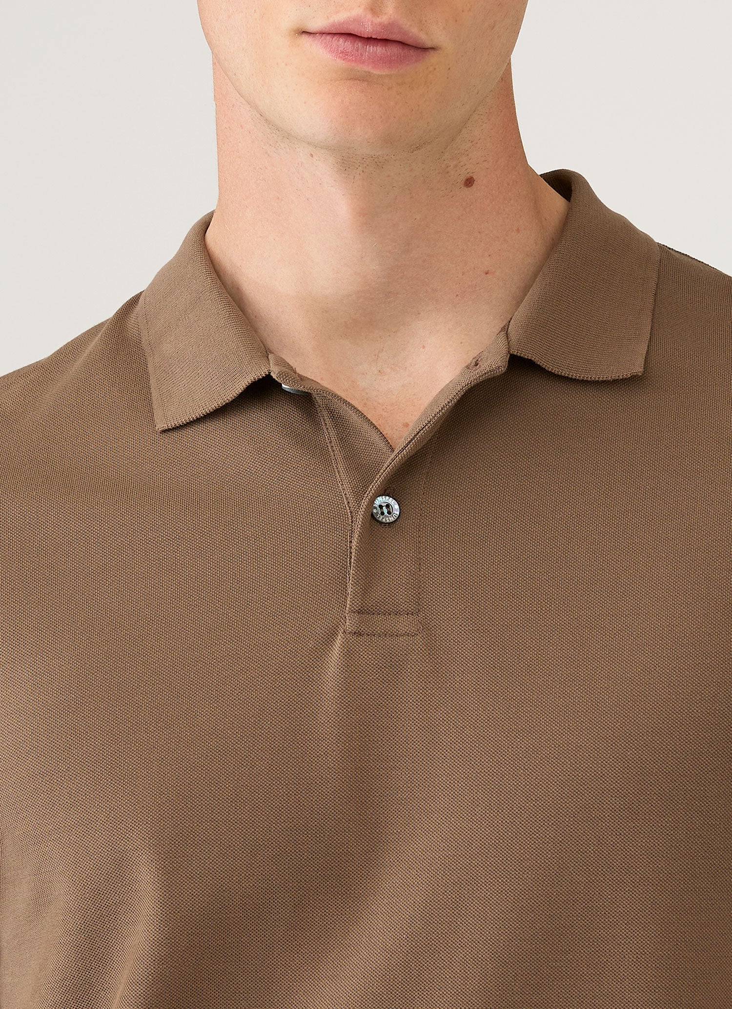 Men's Piqu¨¦ Polo Shirt in Dark Cedar